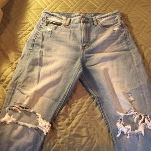 American eagle AEO distressed skinny jeans sz 8